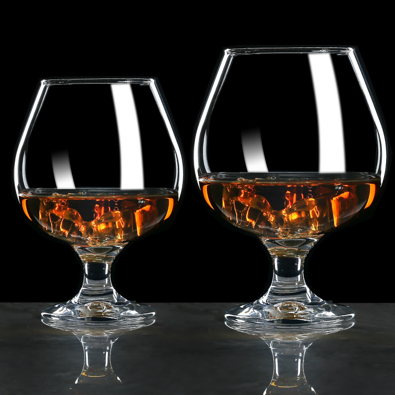 Klasyczne whisky puchar czerwo – Wine Vodka Beer recenzja i cena